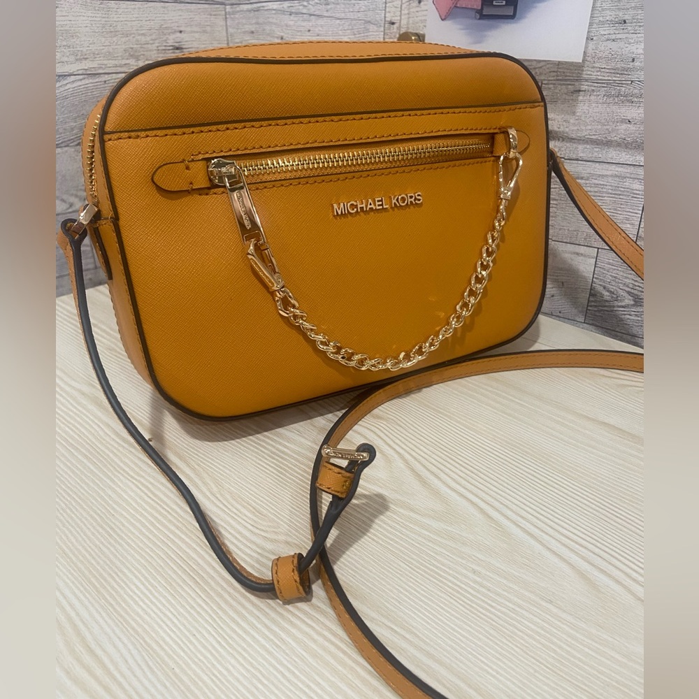 Michael Kors Marigold EW Crossbody Bag